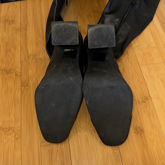 knee high block heeled boots - Picture 4 of 5